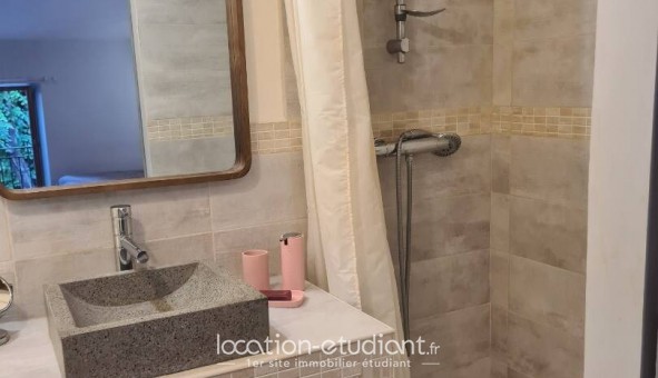 Logement tudiant Studio à Lapalud (84840)