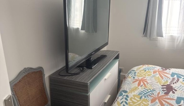 Logement �tudiant Studio &agrave; Laroque des Alb�res (66740)