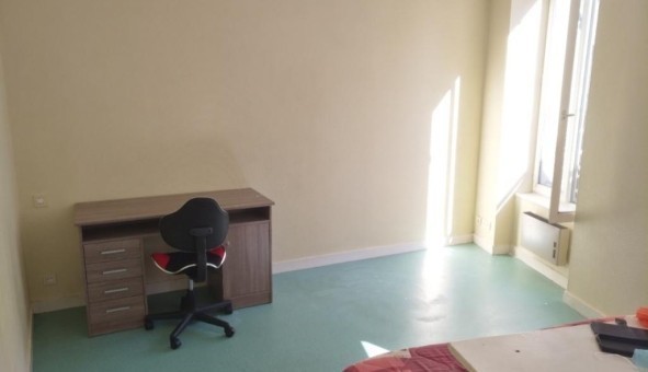 Logement tudiant Studio à Laval (53000)