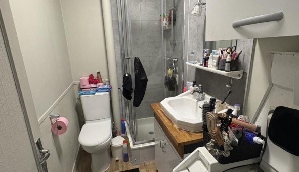 Logement tudiant Studio à Laval (53000)