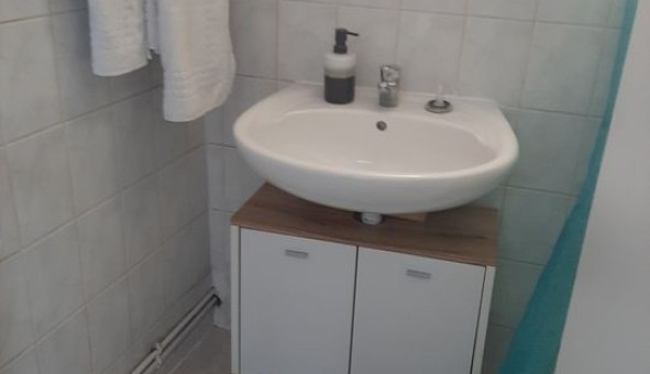 Logement �tudiant Studio &agrave; Le Bourget (93350)