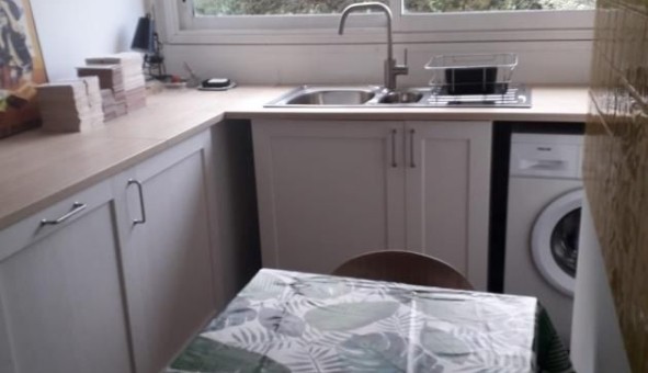 Logement �tudiant Studio &agrave; Le Bouscat (33110)