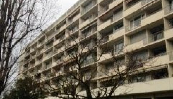 Logement �tudiant Studio &agrave; Le Bouscat (33110)