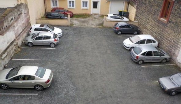Logement tudiant Studio à Le Chambon Feugerolles (42500)