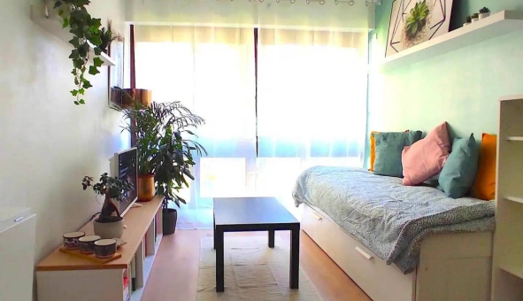 Logement �tudiant Location Studio Vide Le Chesnay (78150)