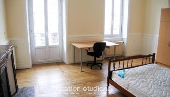 Logement tudiant Studio à Le Creusot (71200)