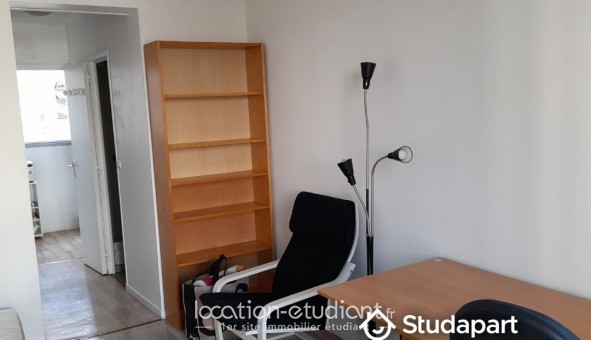 Logement tudiant Studio à Le Kremlin Bictre (94270)
