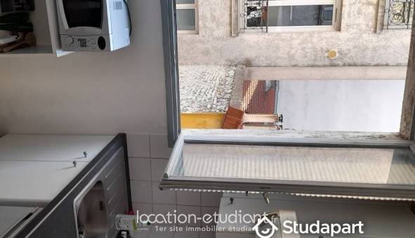 Logement tudiant Studio à Le Kremlin Bictre (94270)