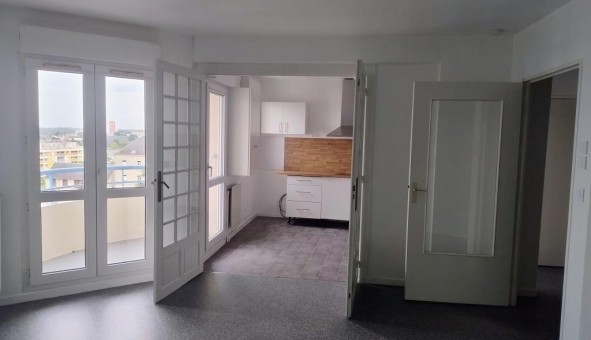 Logement tudiant Studio à Le Mans (72100)