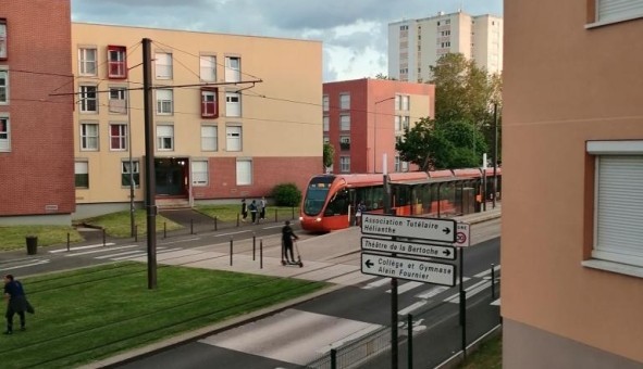 Logement tudiant Studio à Le Mans (72100)