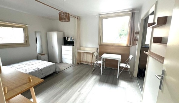 Logement tudiant Studio à Le Mans (72100)