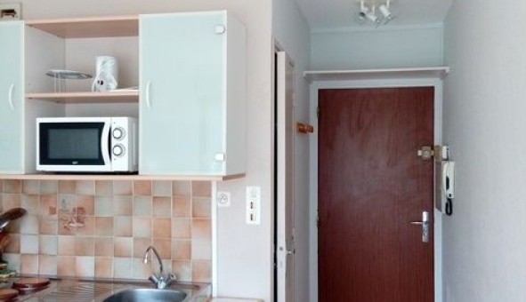 Logement �tudiant Studio &agrave; Le Monast�re (12000)