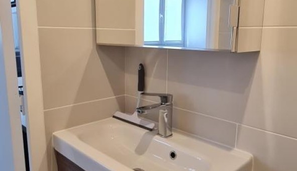 Logement tudiant Studio à Le Plessis Robinson (92350)
