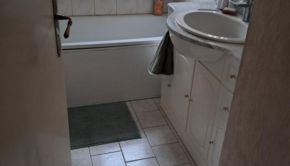 Logement tudiant Studio à Le Plessis Robinson (92350)