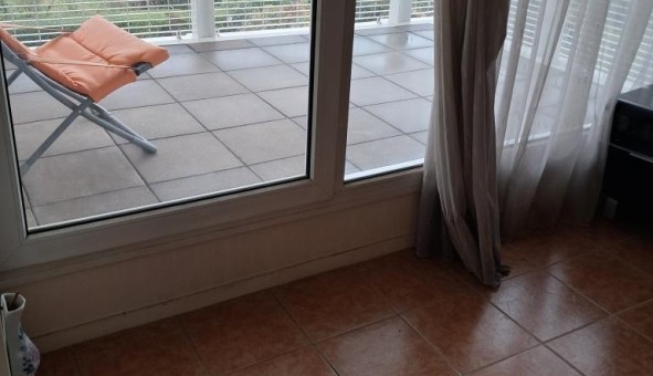Logement tudiant Studio à Le Plessis Robinson (92350)