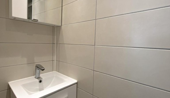 Logement �tudiant Studio &agrave; Le Plessis Robinson (92350)