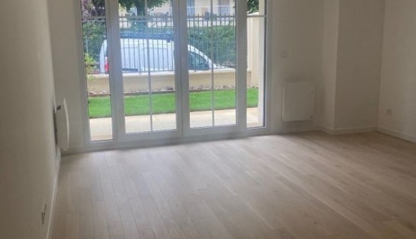 Logement �tudiant Studio &agrave; Le Plessis Robinson (92350)