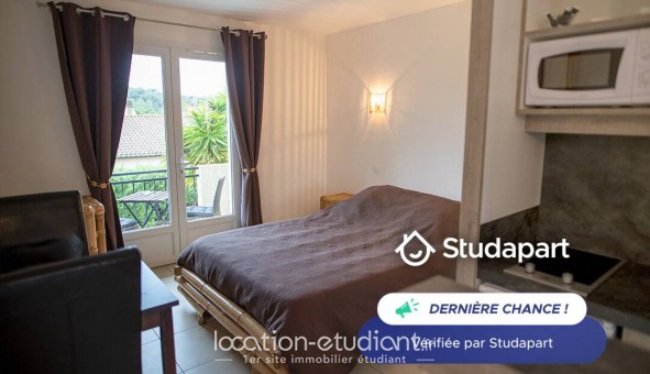 Logement tudiant Location Studio Meublé Le Pradet (83220)