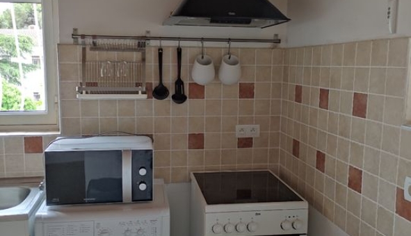 Logement �tudiant Location Studio Vide Le Pradet (83220)