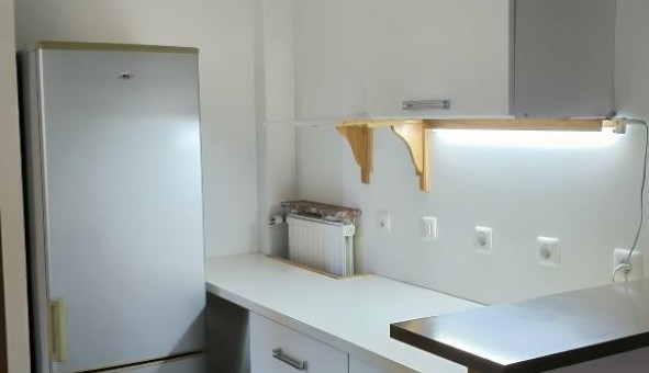 Logement tudiant Studio à Le Pr Saint Gervais (93310)