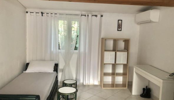 Logement tudiant Studio à Le Revest les Eaux (83200)