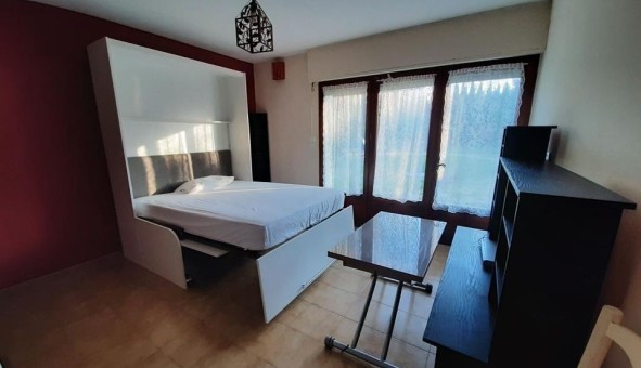 Logement �tudiant Studio &agrave; Le Thor (84250)