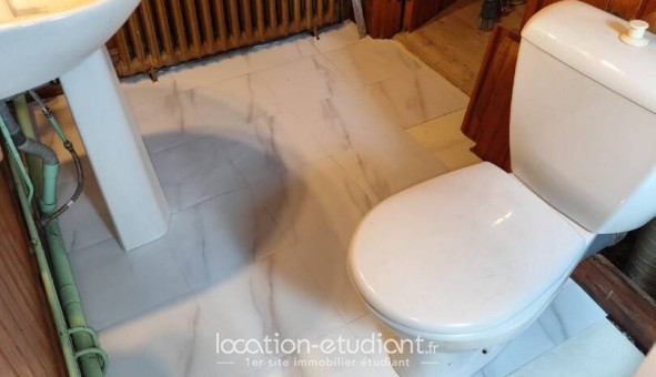 Logement tudiant Studio à Le Vaudou (77123)