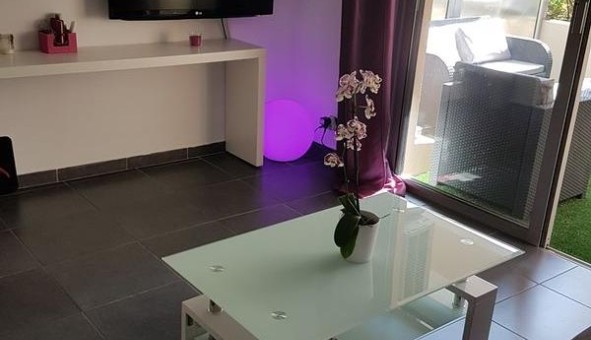Logement tudiant Location Studio Vide Les Adrets de l'Estrel (83600)