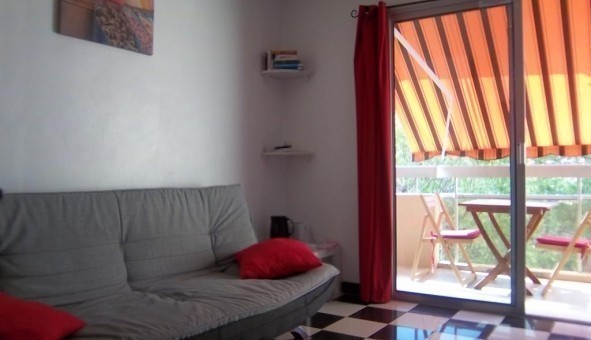 Logement tudiant Studio à Les Adrets de l'Estrel (83600)