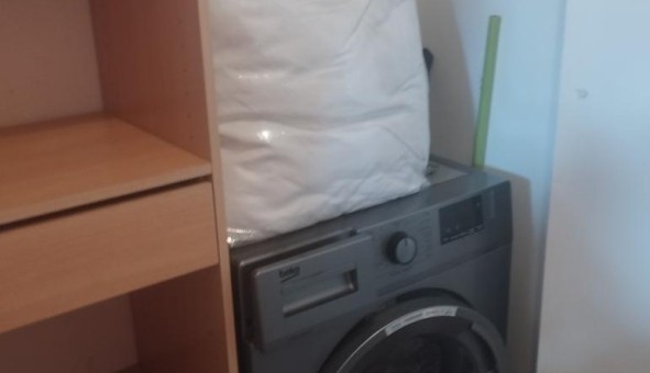 Logement tudiant Studio à Les Adrets de l'Estrel (83600)