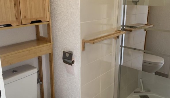 Logement tudiant Studio à Les Adrets de l'Estrel (83600)