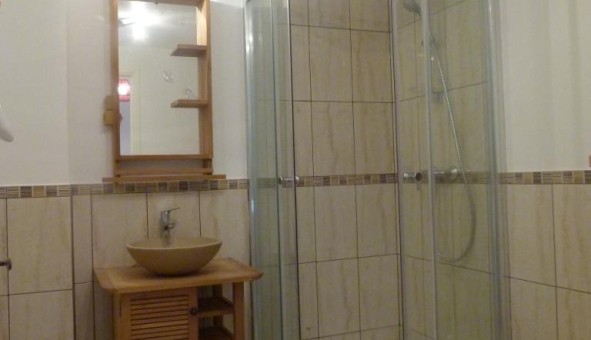 Logement tudiant Studio à Les Adrets de l'Estrel (83600)
