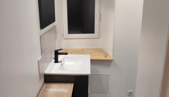 Logement �tudiant Studio &agrave; Les Adrets (38190)