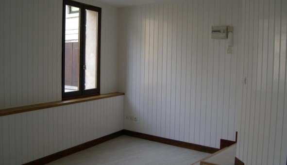 Logement tudiant Studio à Les Ageux (60700)