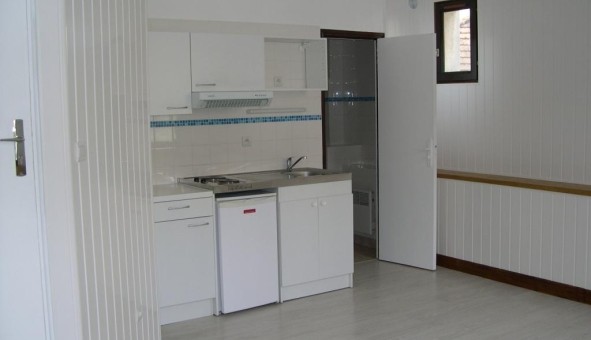 Logement tudiant Studio à Les Ageux (60700)