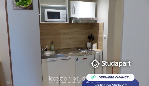 Logement tudiant Studio à Les Angles (30133)