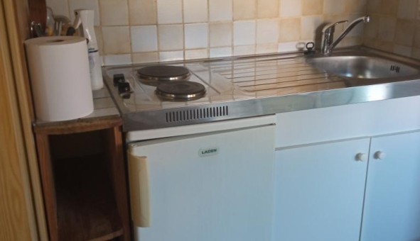 Logement étudiant Studio à Les Angles (30133)