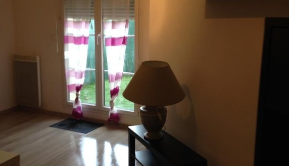 Logement tudiant Studio à Les Chapelles Bourbon (77610)