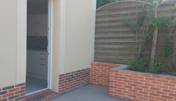 Logement tudiant Location Studio Vide Les Essarts le Roi (78690)