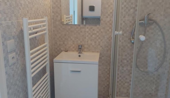 Logement tudiant Studio à Les Essarts le Roi (78690)