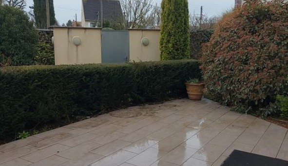 Logement �tudiant Studio &agrave; Les Essarts le Roi (78690)