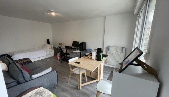 Logement tudiant Studio à Les Lilas (93260)