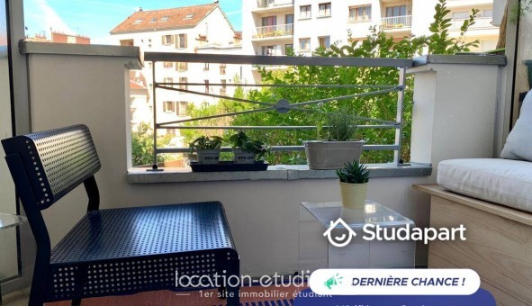 Logement �tudiant Studio &agrave; Les Lilas (93260)