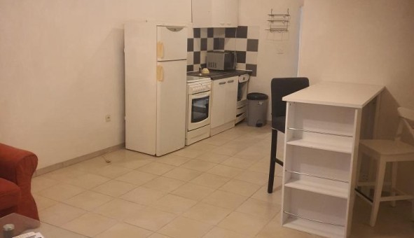 Logement �tudiant Studio &agrave; Les M�es (04190)