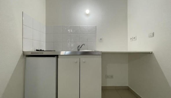 Logement tudiant Studio à Leuville sur Orge (91310)
