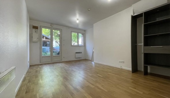 Logement tudiant Studio à Leuville sur Orge (91310)