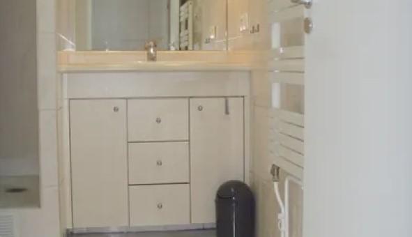 Logement tudiant Studio à Levallois Perret (92300)