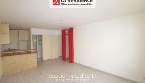 Logement tudiant Studio à Lvis Saint Nom (78320)