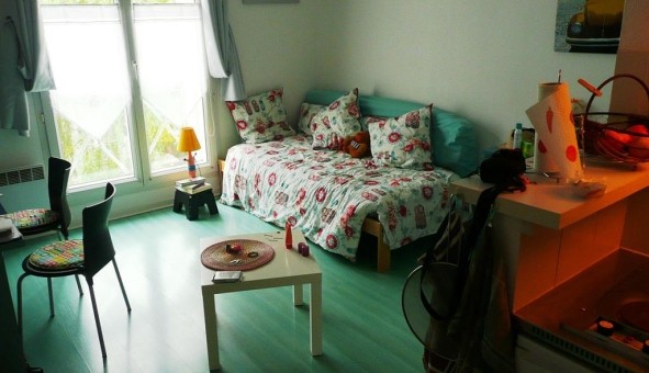Logement tudiant Location Studio Vide Lille (59800)