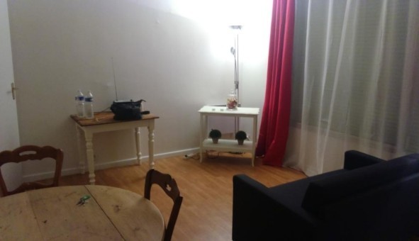 Logement tudiant Location Studio Vide Lille (59800)